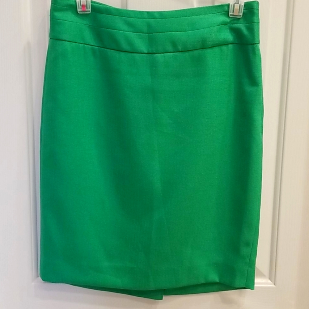 Kelly Green The Limited Collection skirt size 4
